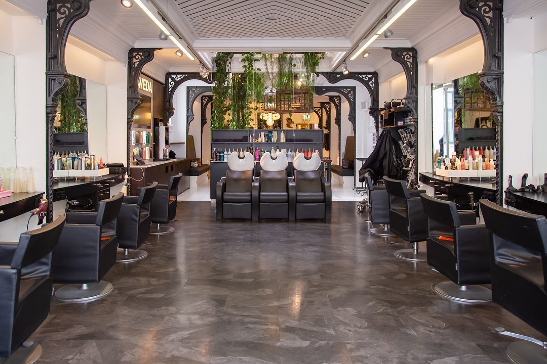 Aveda The Hague - Hair, Denneweg, Den Haag