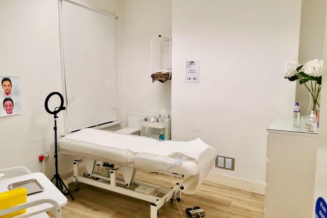 Yollys Aesthetics, Walthamstow, London