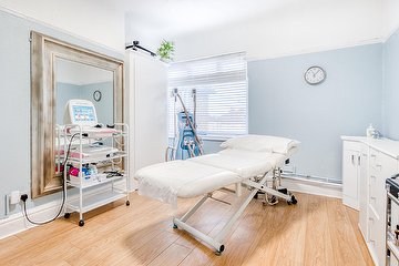 Cosmetology Clinic & Training