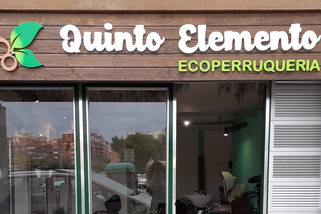 Quinto Elemento, Can Clota, Provincia de Barcelona