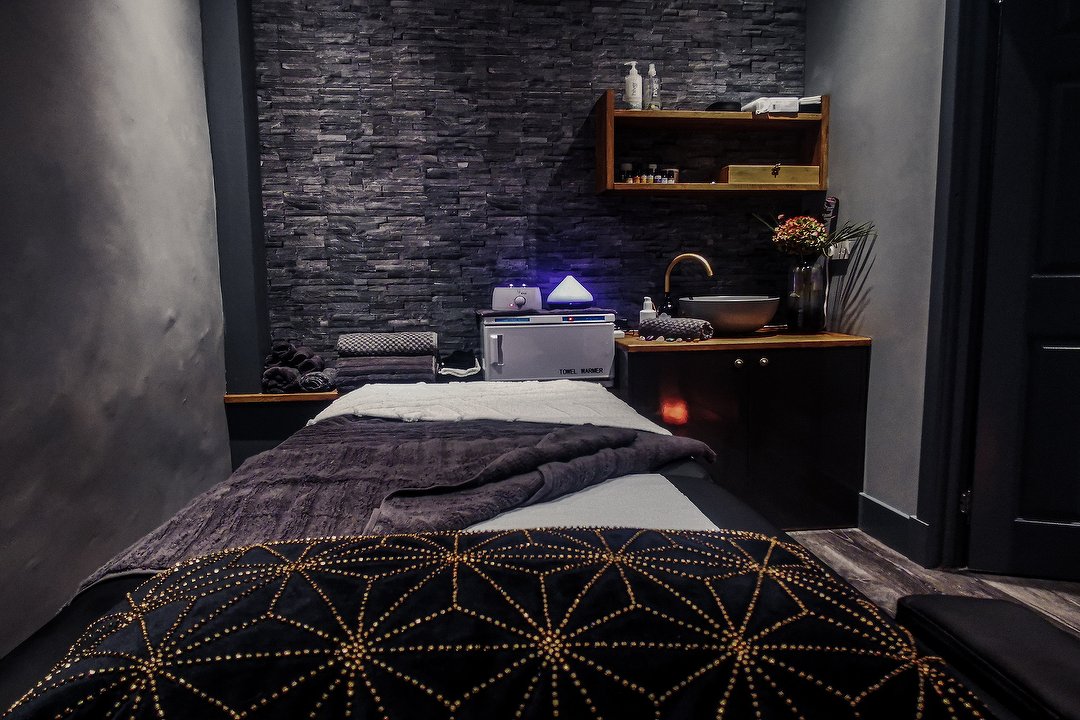 Aya Holistics, Govanhill, Glasgow
