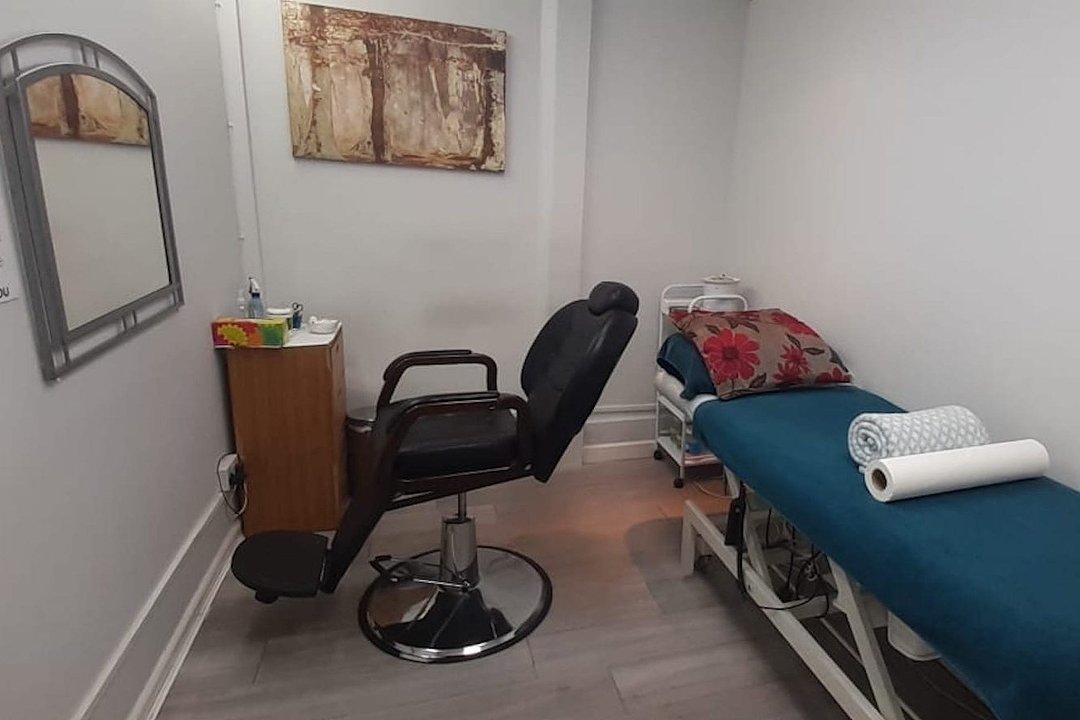 Golden Nails & Beauty Waxing Salon in Golders Green, London Treatwell