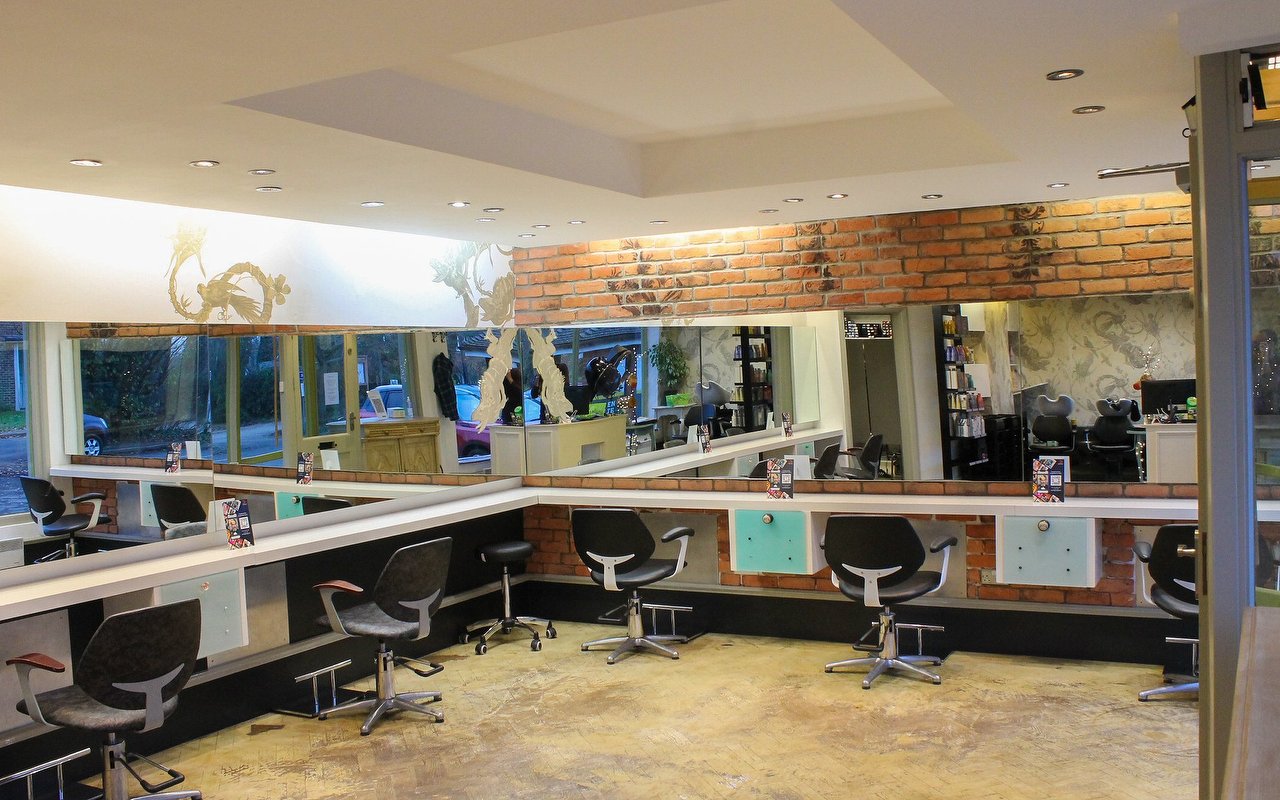 Hairdressers and Hair Salons near Pulborough, West Sussex Treatwell