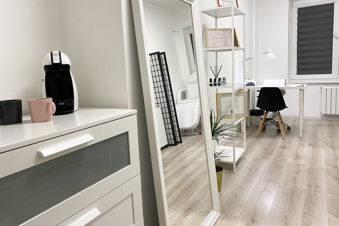 Nail room by M-Beauty, Šiaures miestelis, Vilnius
