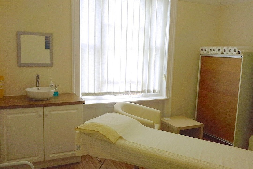 Salubrious Living Sports Massage Therapy, Portslade, Brighton and Hove