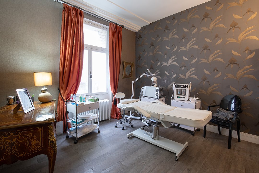 Karedor Paris, Porte Dauphine, Paris