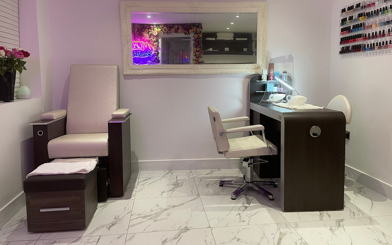 Top 20 Nail treatments at nail salons and nail bars in Croydon, London