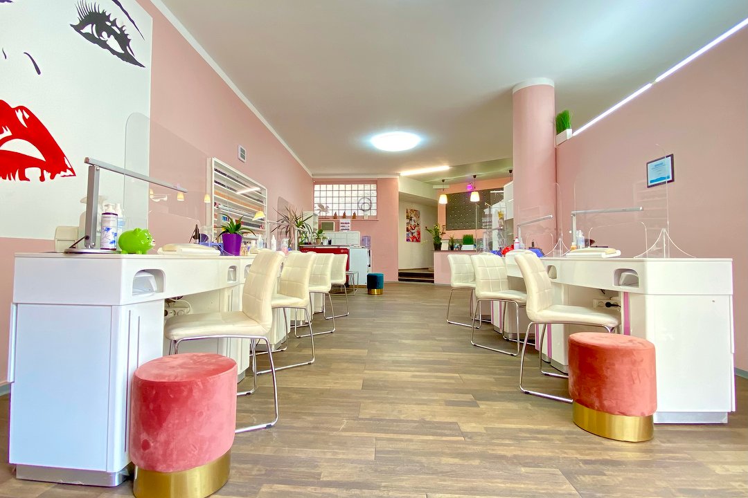 Nyn Hair Nails Nagelstudio In Maxvorstadt Munchen Treatwell Ballerina Form Nagel