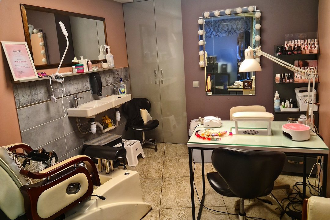 Renatos studija / Andželika, Pašilaiciai, Vilnius