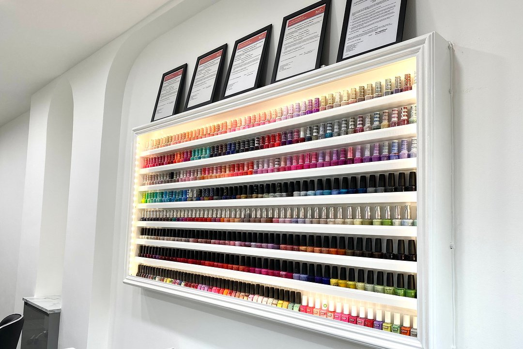 Pristine Nails & Beauty