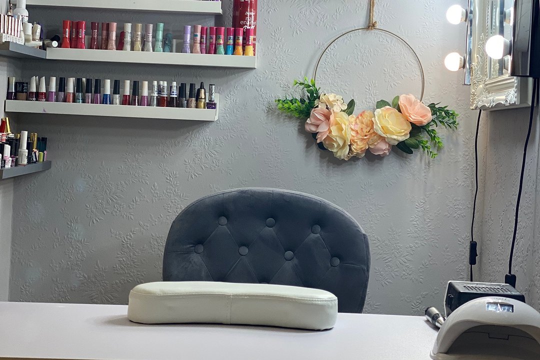 Viviane Nail Design, Surbiton, London