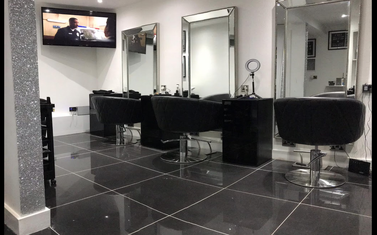 Ladies' Afro Hair Colouring near Rayners Lane, London Treatwell