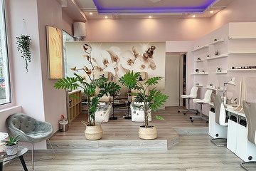 Kimi Nails - Beauty, Nails & Spa