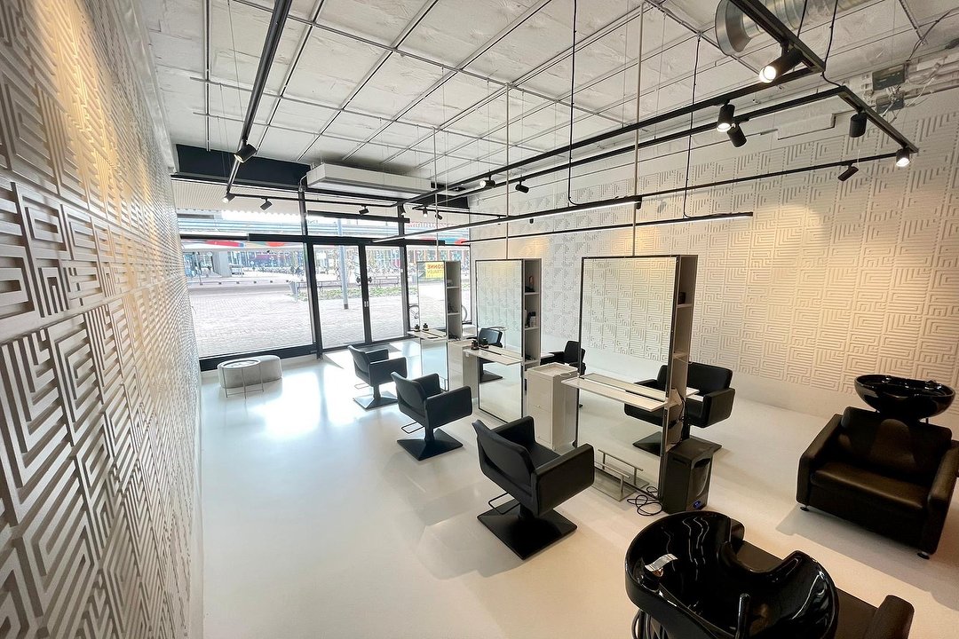 CLRS Hairstudio, Laakhaven-Oost, The Hague