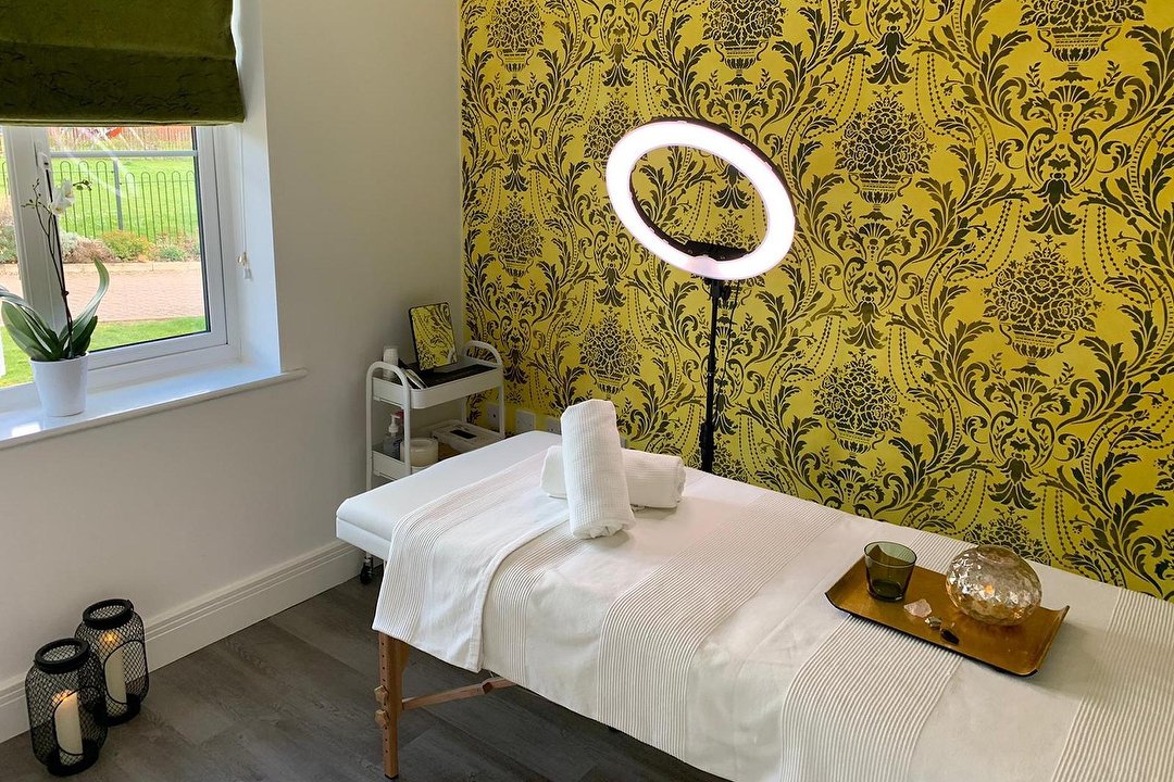 Azure by Sukhi - Discover Your Glow, Abbots Langley, Hertfordshire