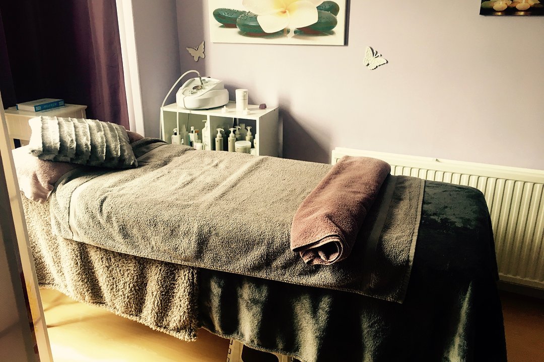 B Beauty & Massage Therapy, Hull, East Riding