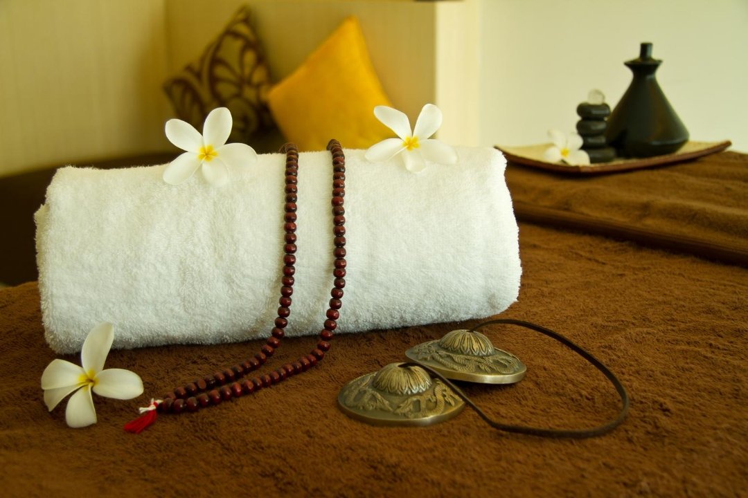 YahGlow Mobile Massage, Mayfair, London