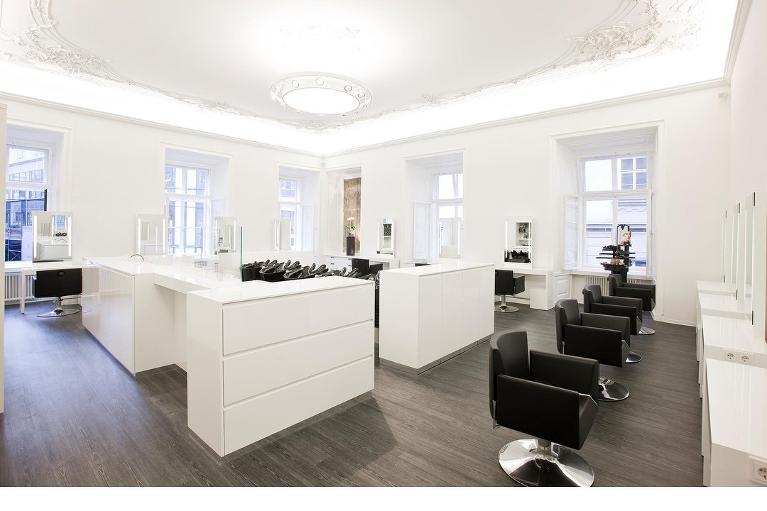 Ossig - Hairstyle & Beauty, 1. Bezirk, Wien