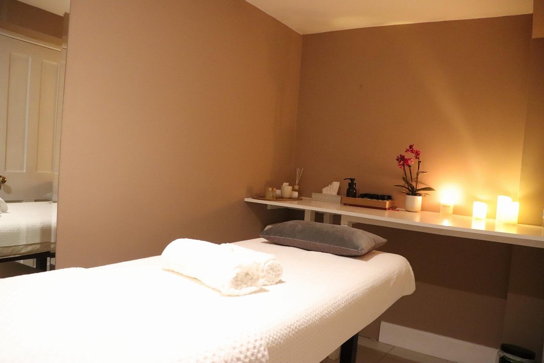 Massage On Theberton, Upper Street, London