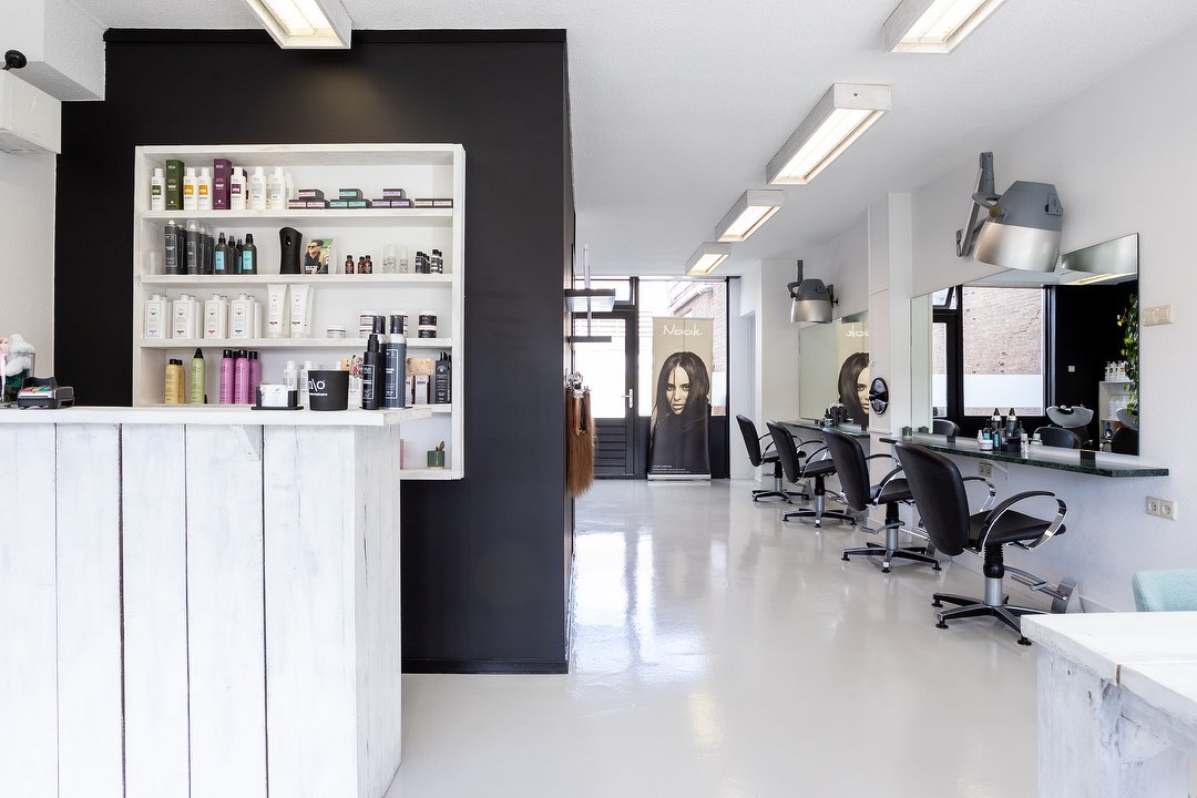 Mixt Styling Haarlem Oost, Van Zeggelenplein, Haarlem