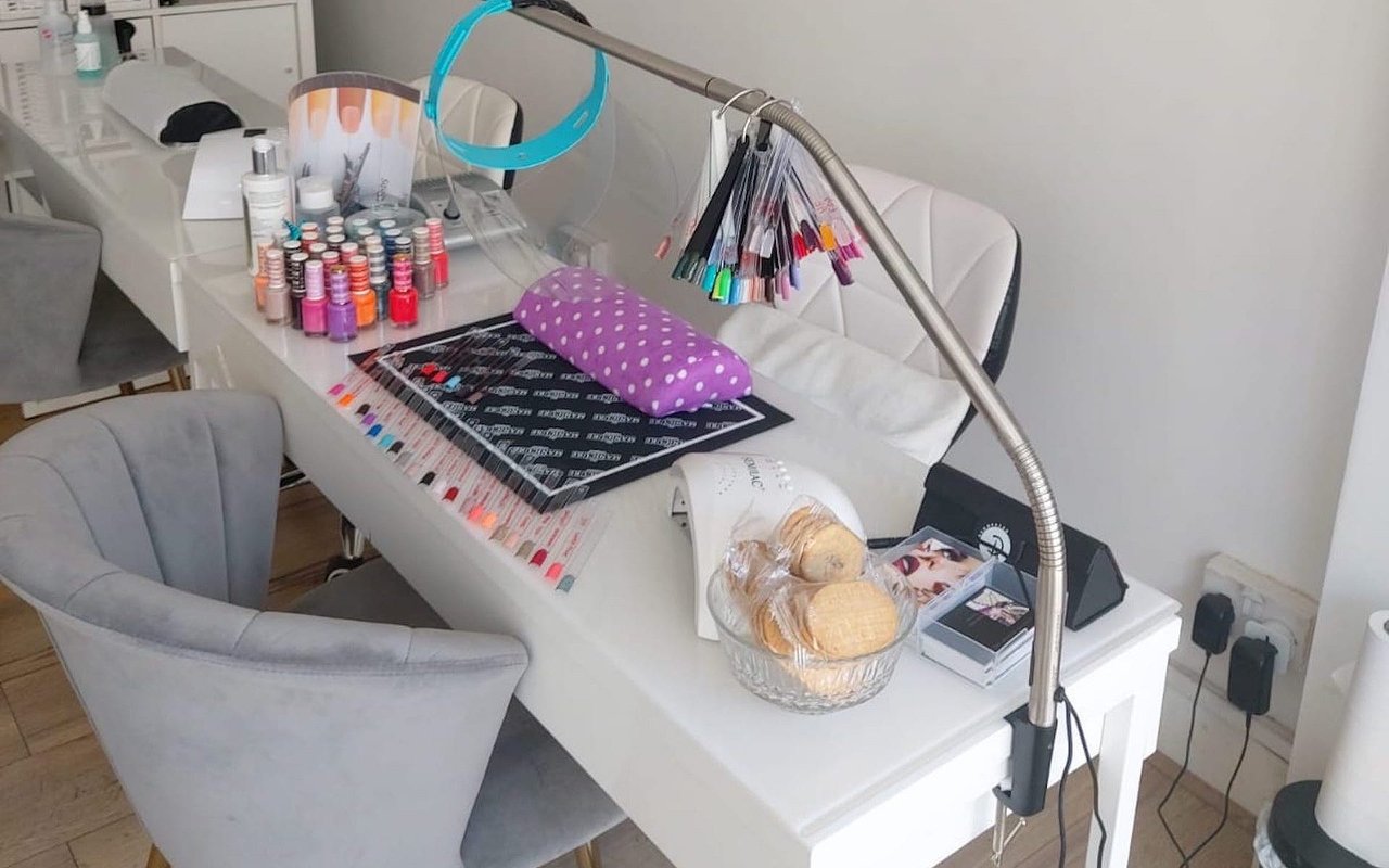 Acrylic, Hard Gel & Nail Extensions near Ladywell London, London