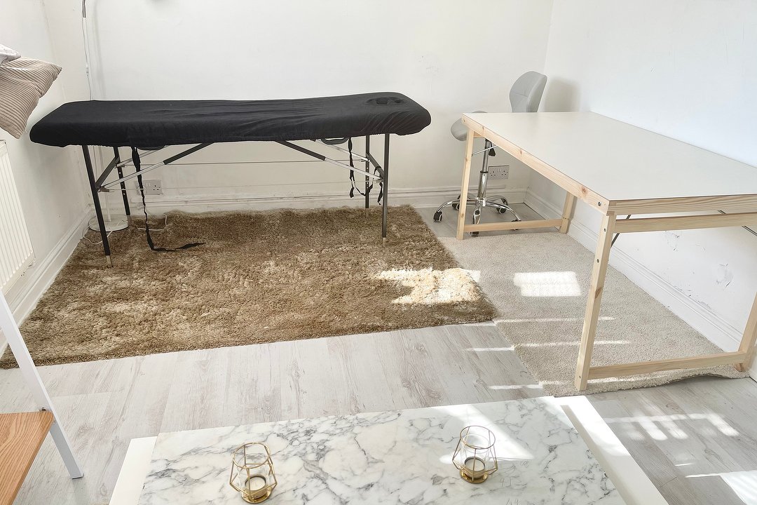 Russellina’s Beauty Lounge, Kingstanding, Birmingham