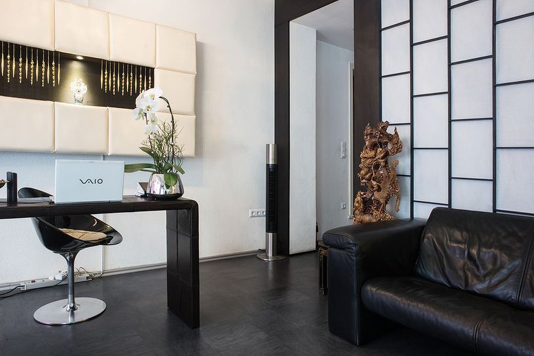 Wellness Lounge - Friedrich Ebert Straße, Stadtmitte, Düsseldorf
