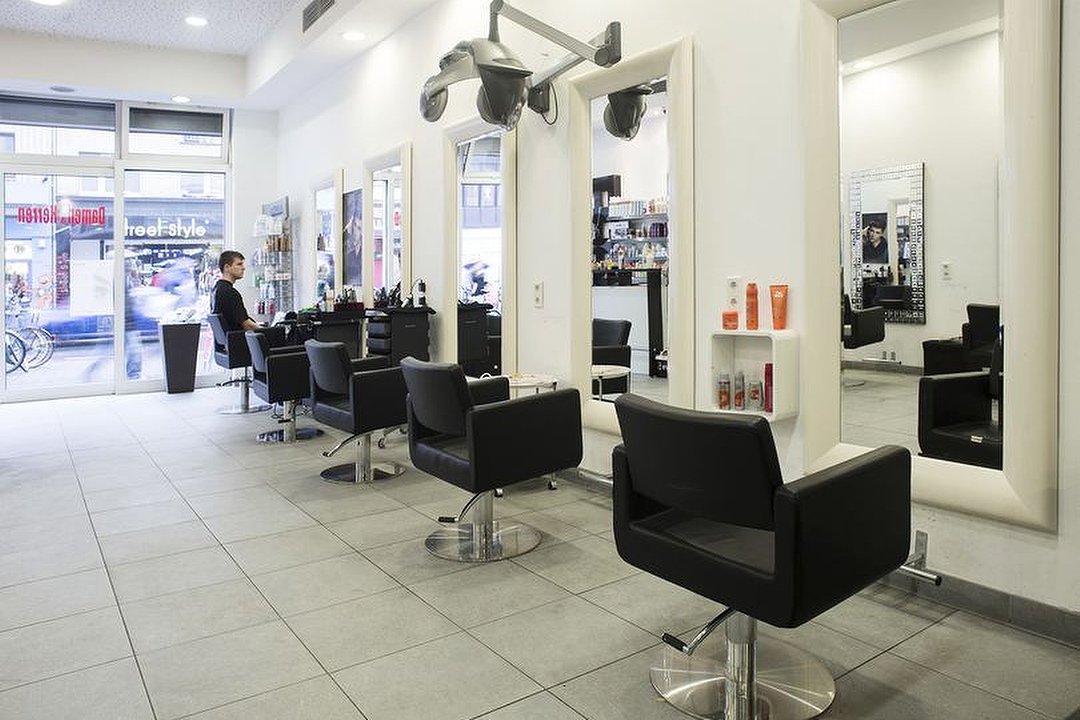 Friseure Und Friseursalons In Der Nahe Von Ehrenfeld Koln Treatwell