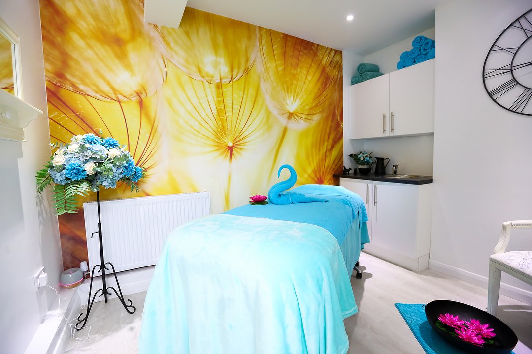 Shumaila's London - Loughton, Loughton, Essex