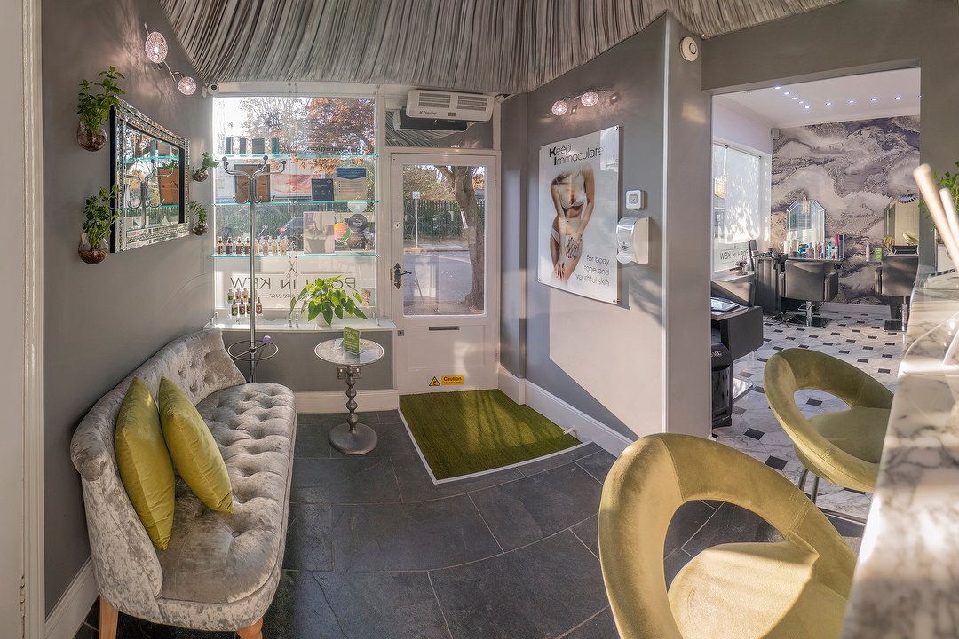 Posh in Kew at Keep Immaculate Hair, Beauty & Wellbeing Beauty Salon