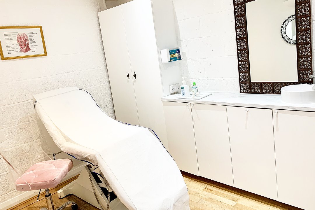 Essentials Aesthetic Clinic & Medi Spa, Drury Lane, London