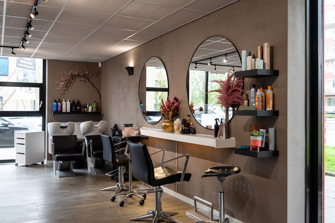 Unique Nails and Beauty, Het Lage Land, Rotterdam