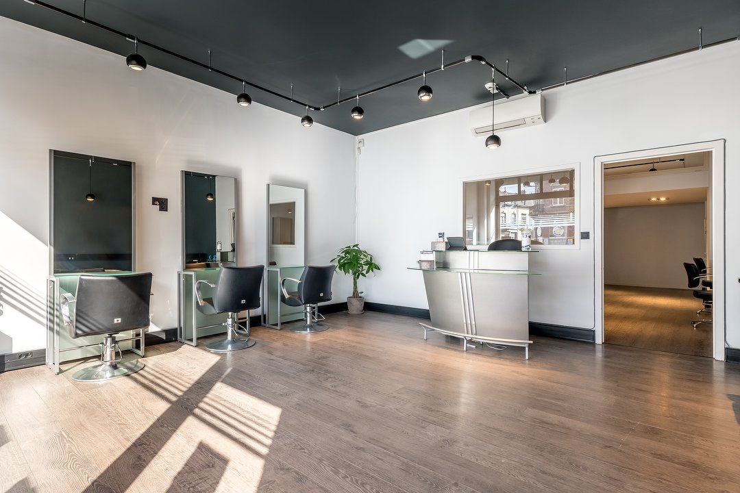 Univ'Hair XL, Hospitaal Etterbeek - Elsene, Elsene - East