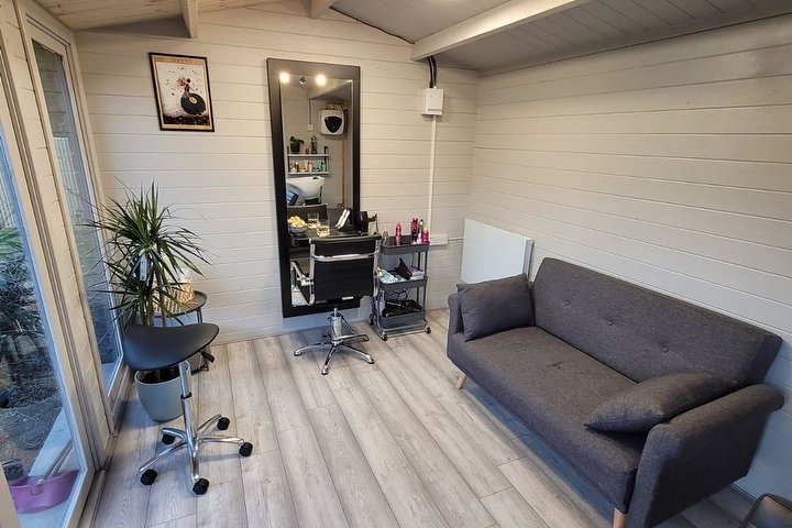 Hair Salons near Guildford, Surrey - Treatwell