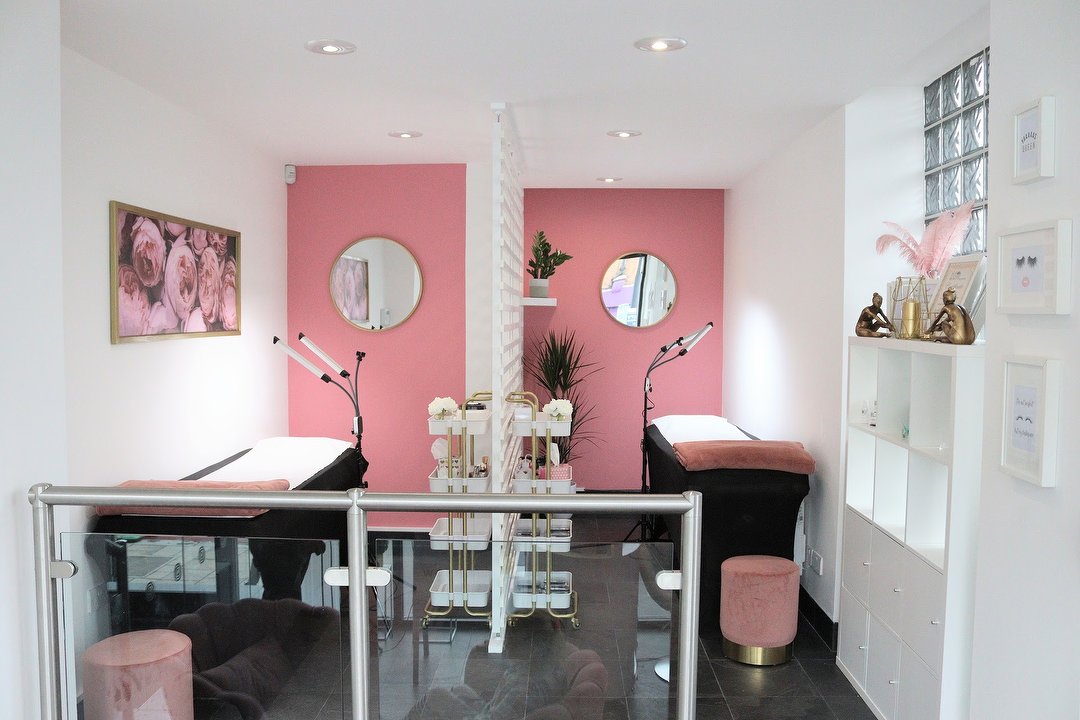 LashNow, Battersea, London
