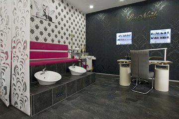 LA Nails - The Little Nail Salon