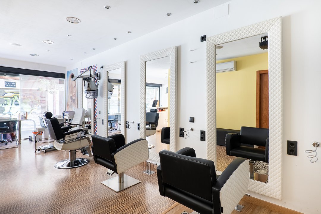 Silvia en 9Estil, La Bordeta, Barcelona