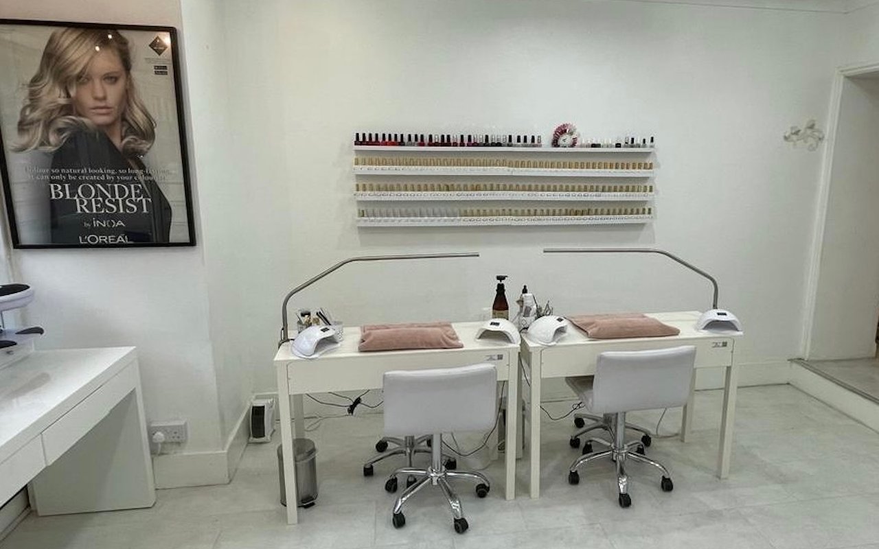 Nail treatments at nail salons and nail bars near Waterloo, London
