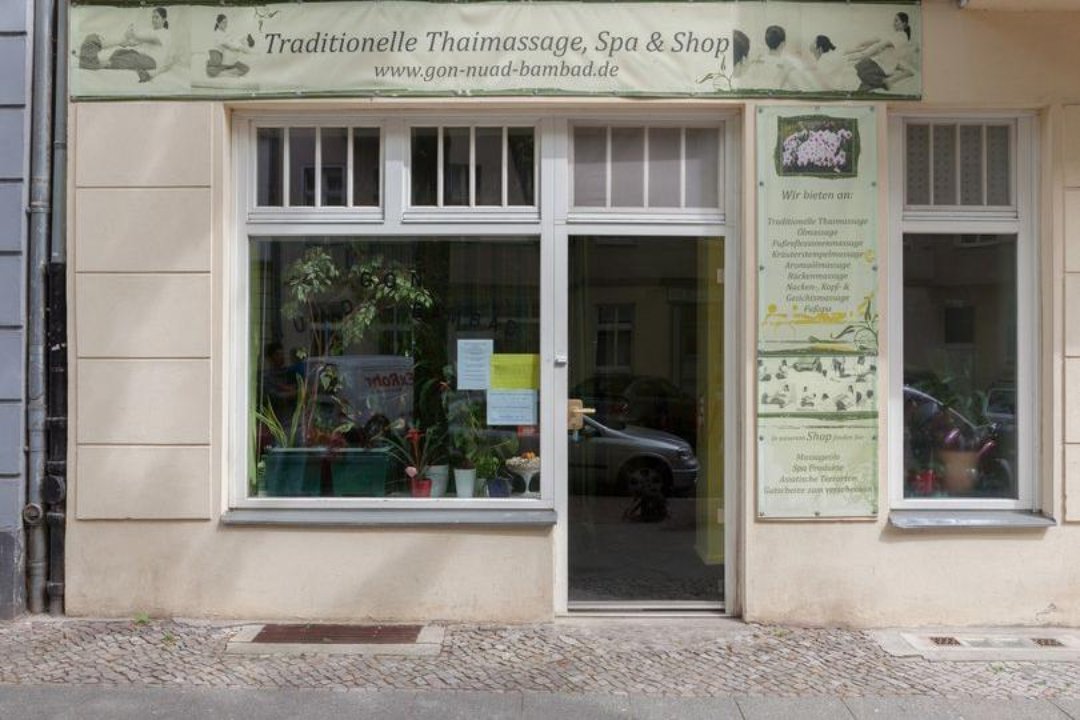 Gon Nuad Bambad, Schöneberg, Berlin