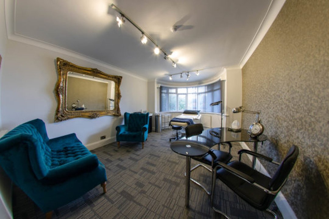 Dr Brows, Cookridge, Leeds
