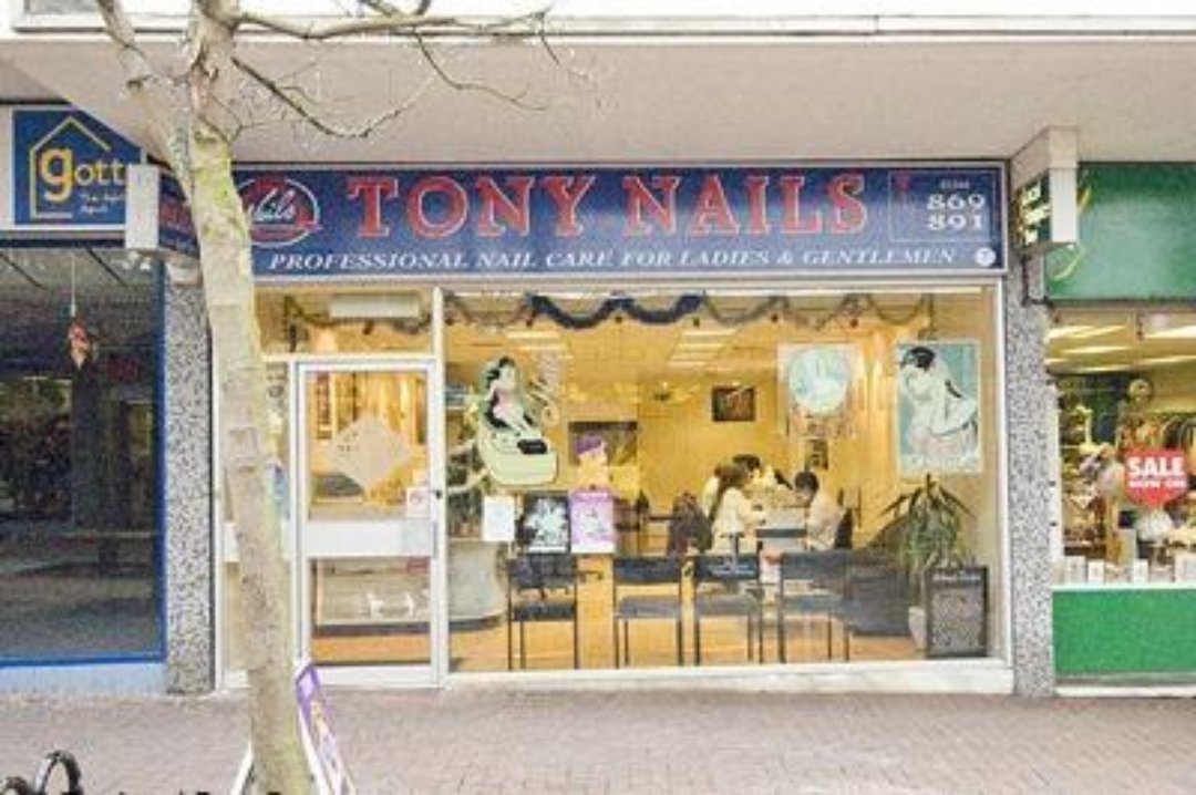 Tony Nails, Bracknell, Berkshire