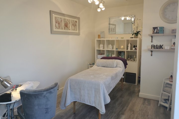 Miss Charlotte's Beauty | Treatment Room - Beauty in Stourbridge, West ...