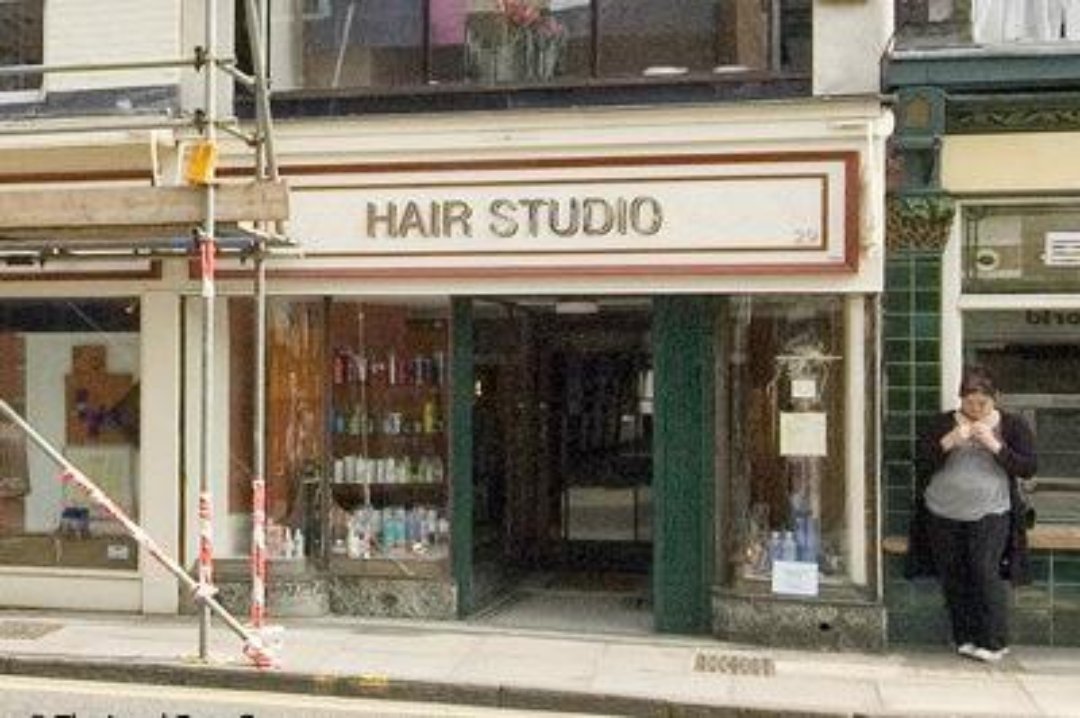 Jolly's Hair Studio, Salisbury