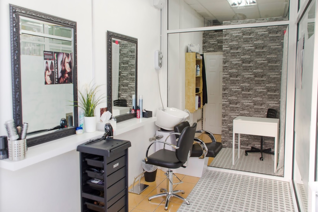 Aria Hair & Beauty Salon, Hayes Town, London