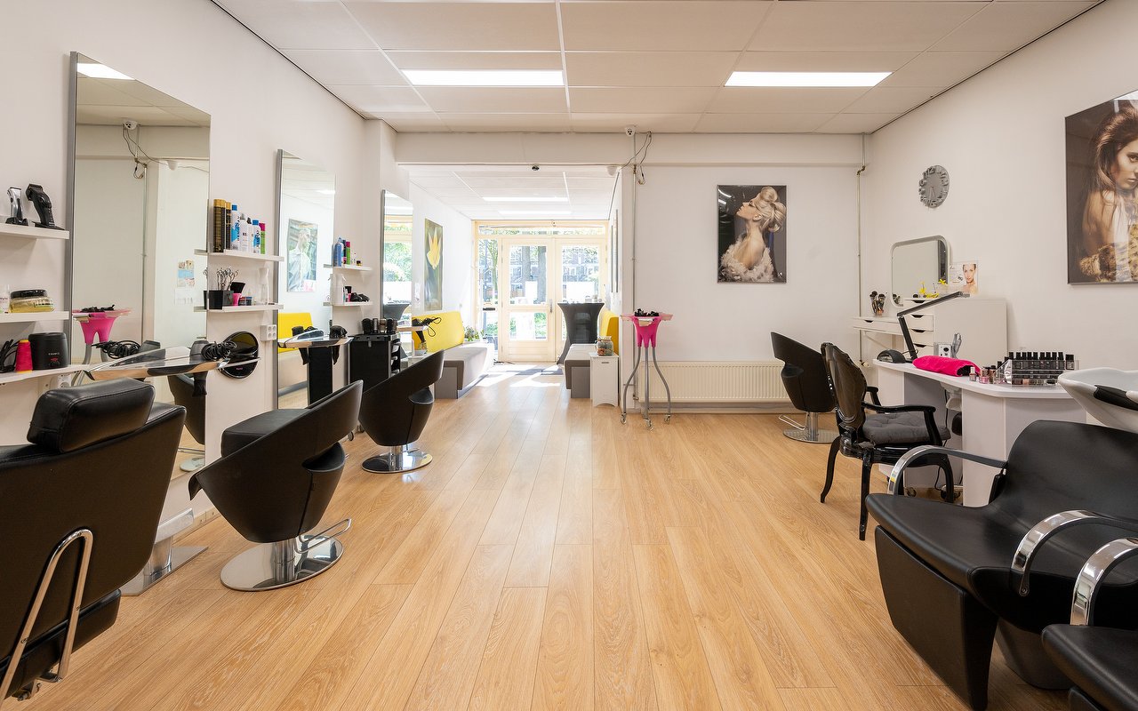 Hairdressers and Hair Salons near Hoofddorp, NoordHolland Treatwell