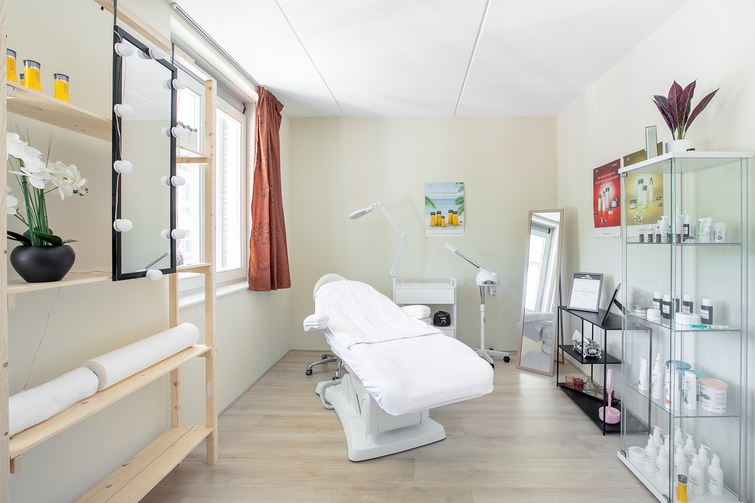 Gurhen Beauty & Skincare, Zuidoost, Amsterdam