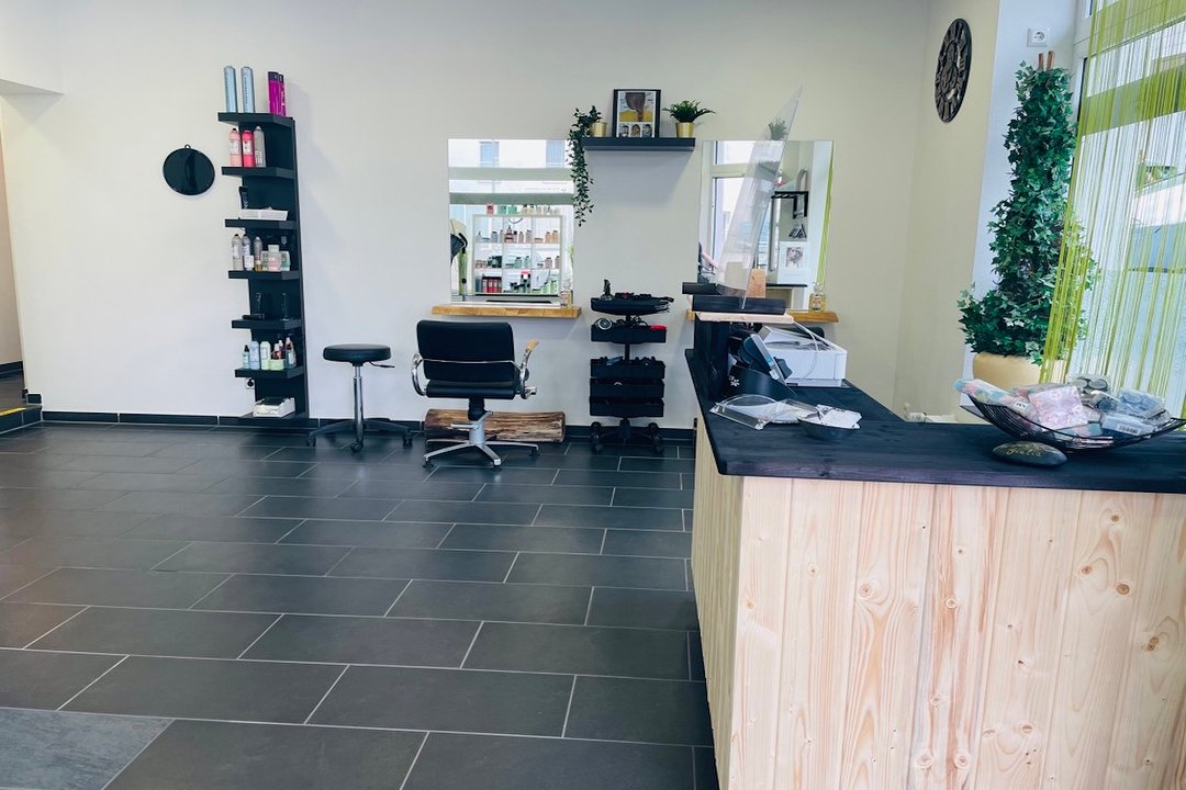 Friseur Giulia, Püttlingen, Saarland