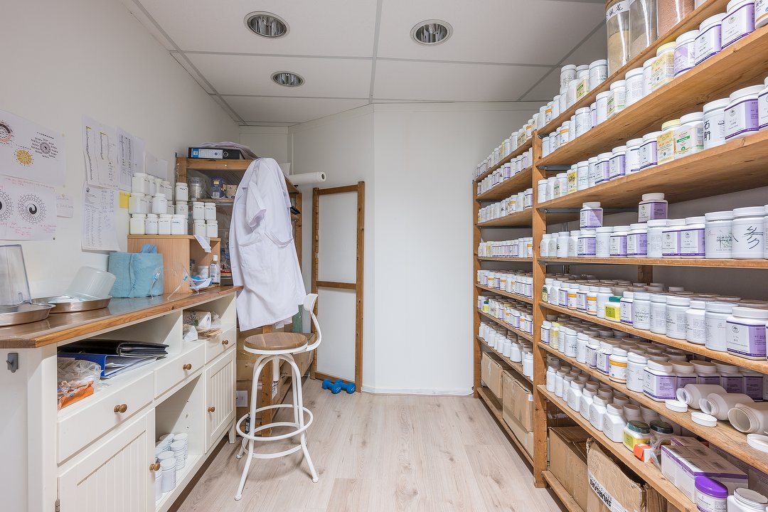 Warm Medicine Center, Tilburg-Oud-Noord, Tilburg