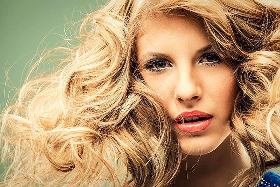 Salon Glo, Blackpool, Lancashire