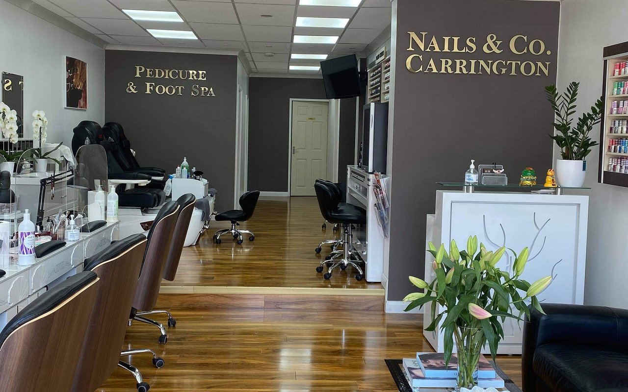 Nail treatments at nail salons and nail bars near Nottingham City